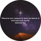 woman wearing eyeglass